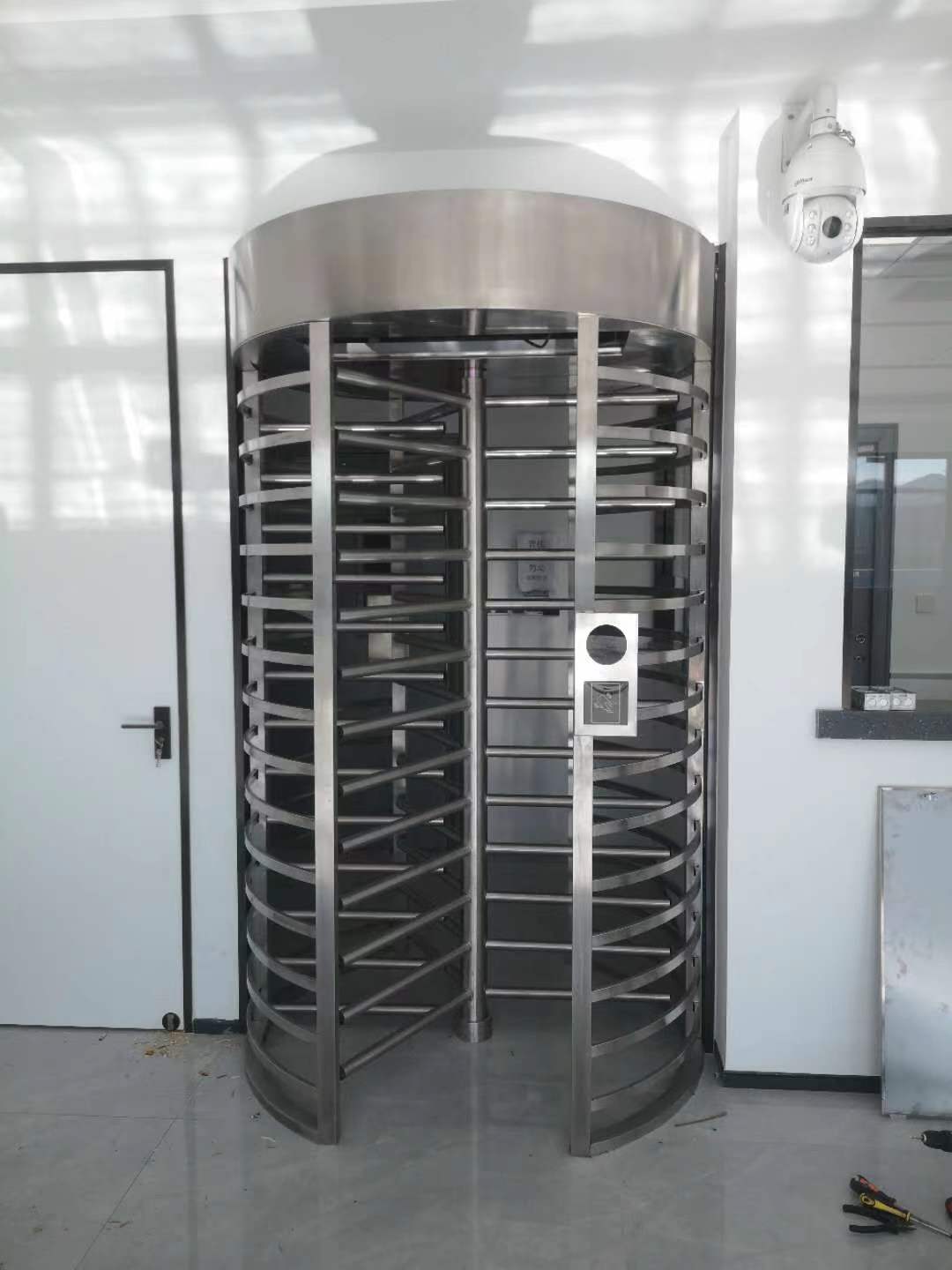 turnstyle or turnstile turnstyle or turnstile